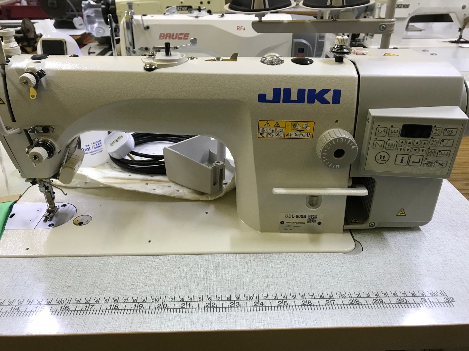 New Juki Super Hi Speed Sewing Machine 