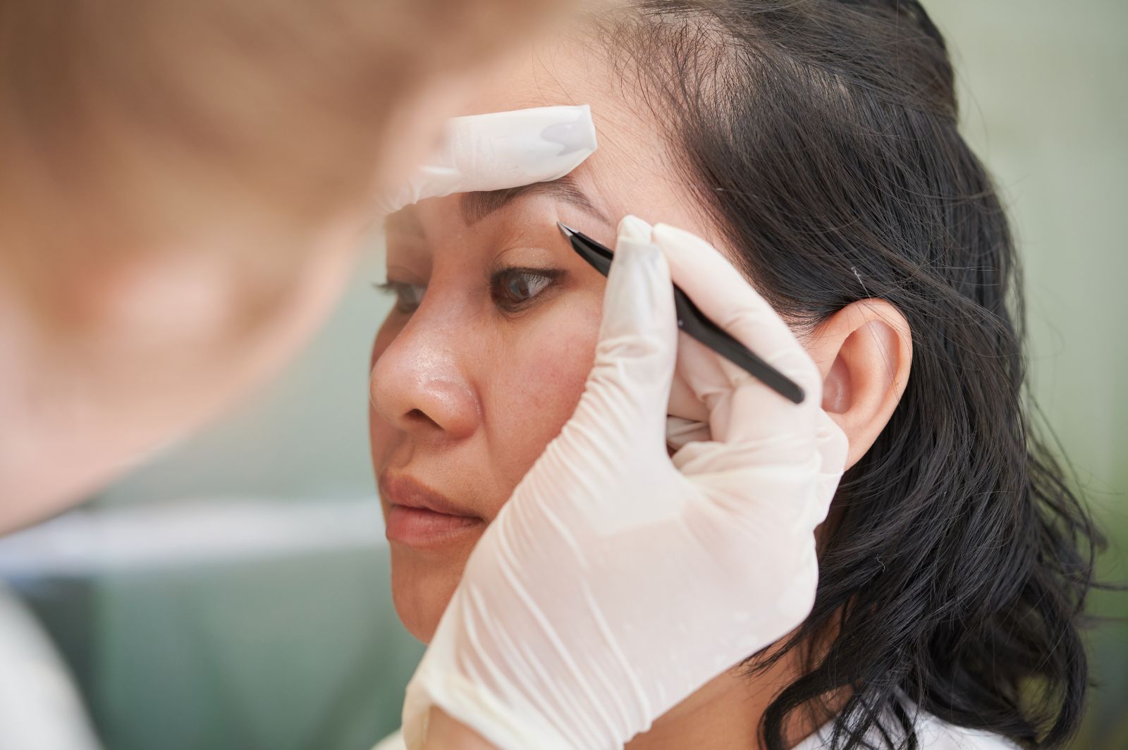 Eyebrow Removal Course