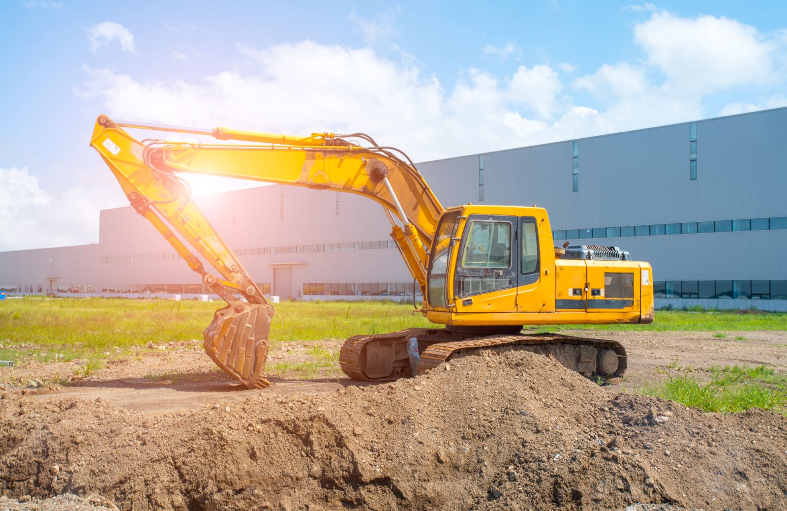 Long Arm Backhoe Rental Service