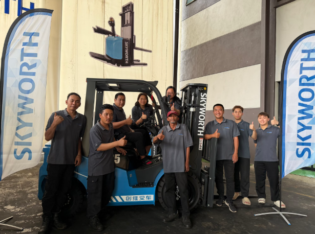 MAINTENANCE SERVICE TEAM
