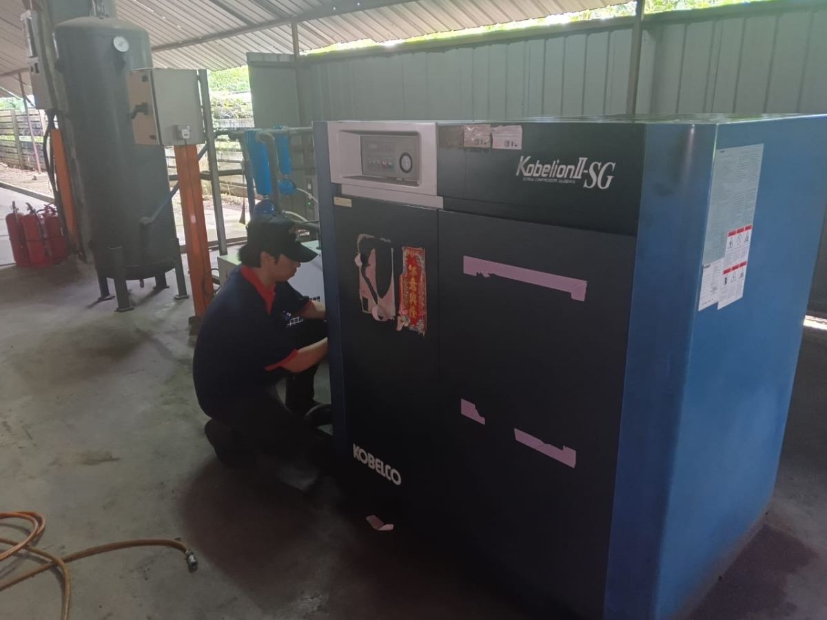 Service Kobelco Air Compressor 