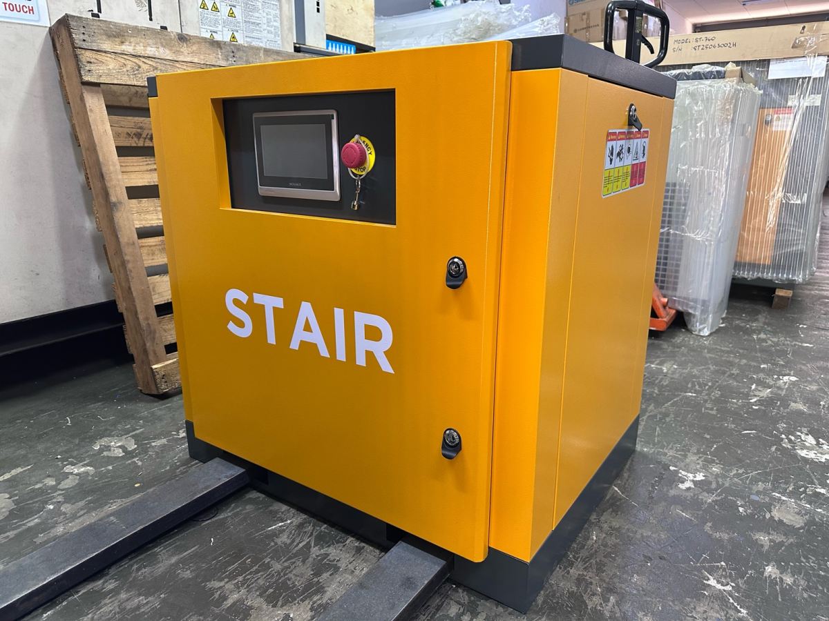 10 HP STAIR Inverter Type Screw Compressor 