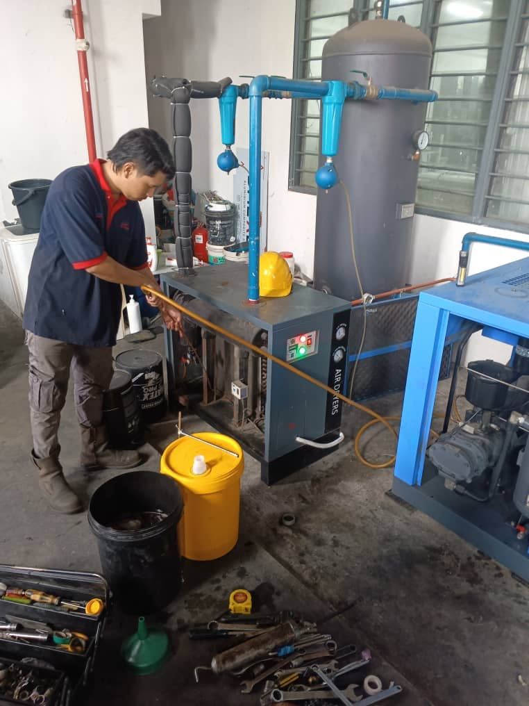 Service Air Dryer