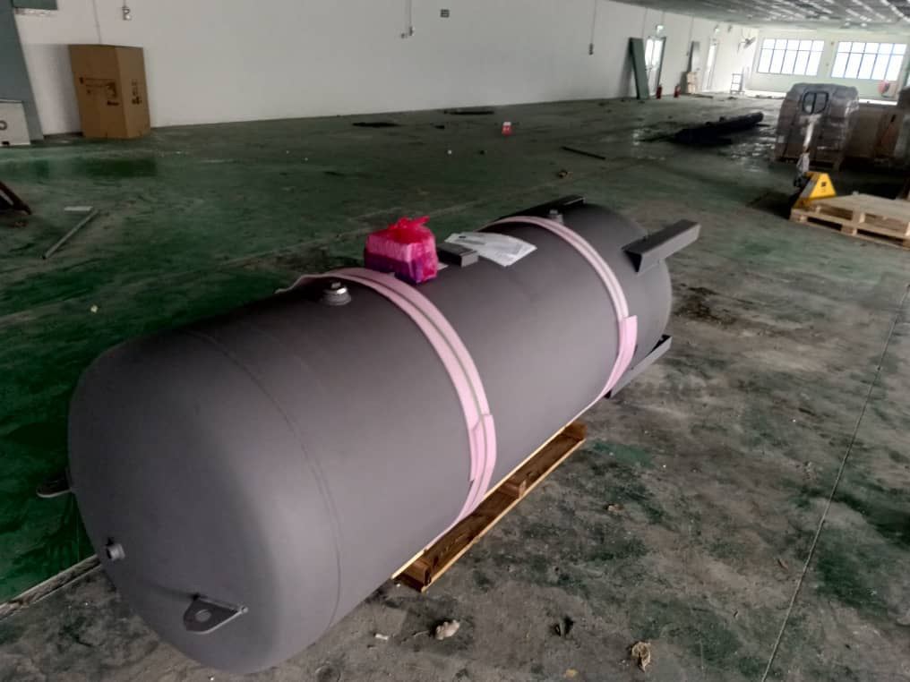 1000 Litres Vertical Air Receiver Tank