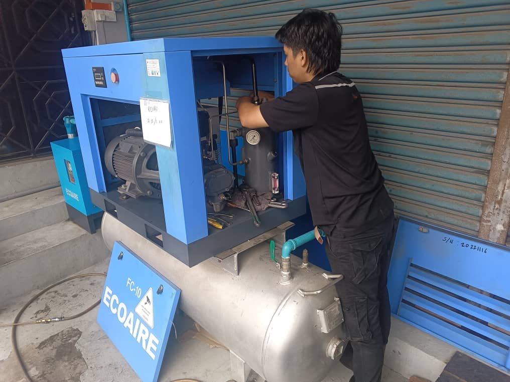 Service 10 HP ECOAIRE Air Compressor FC-10