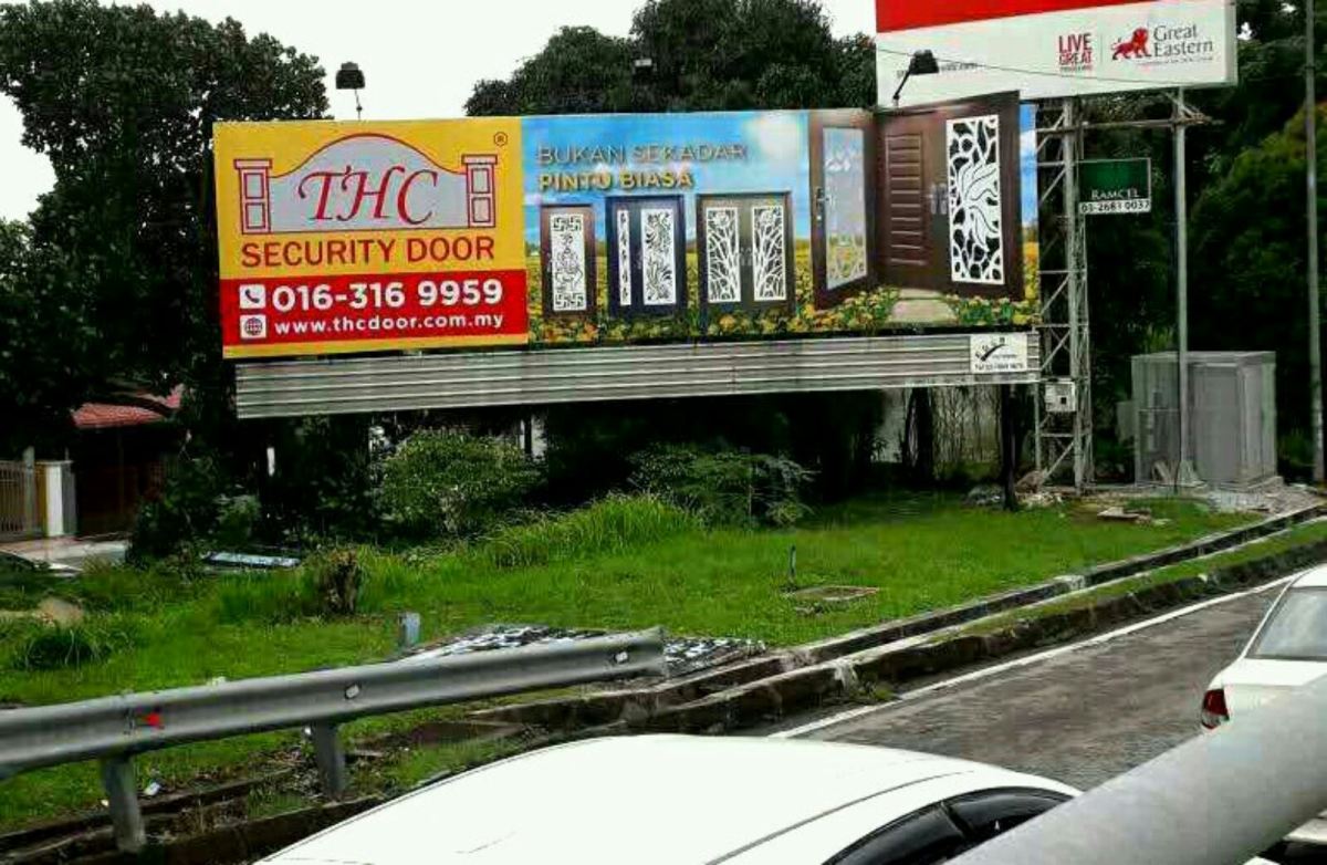 THC Security Door New Billboard at Bukit Tinggi Klang