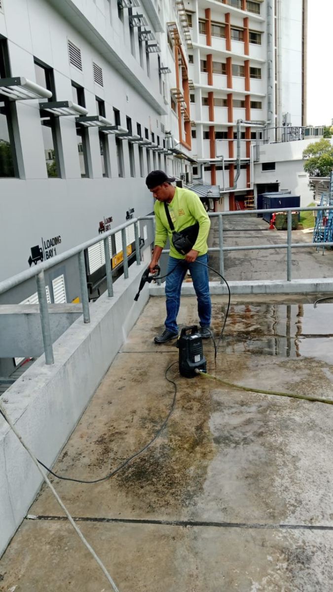 Waterproofing start at kota Damansara Hospital TNB Room roof top