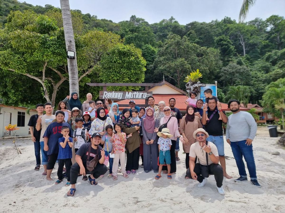Family Day Trip Tekno Bumi Sdn Bhd at Pulau Redang Terengganu