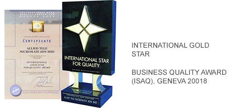 Mr. Desmond Lee receiving the International Star Award for Quality from Mr. Jose E. Prieto, President and CEO of BID, Geneva on 27 October 2008