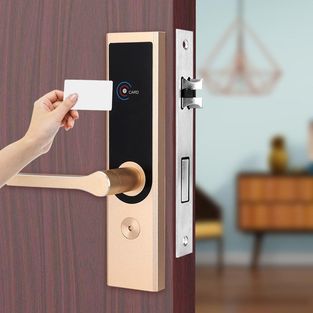 How does a hotel door lock system work?