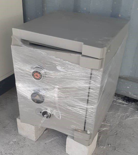 USED SAFE RM800