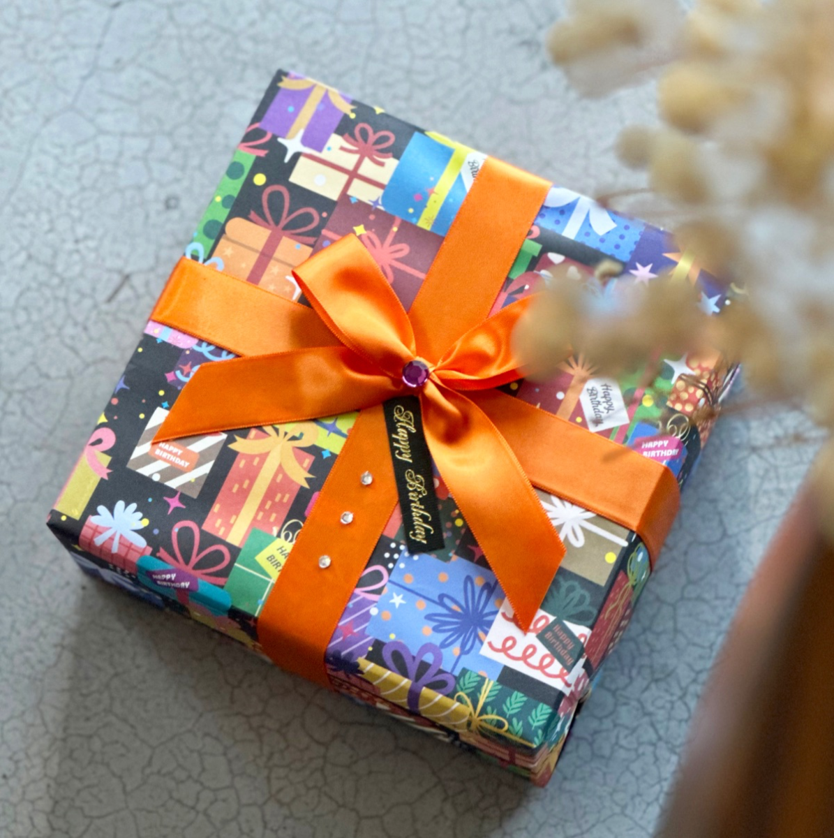Wrapping Paper �
