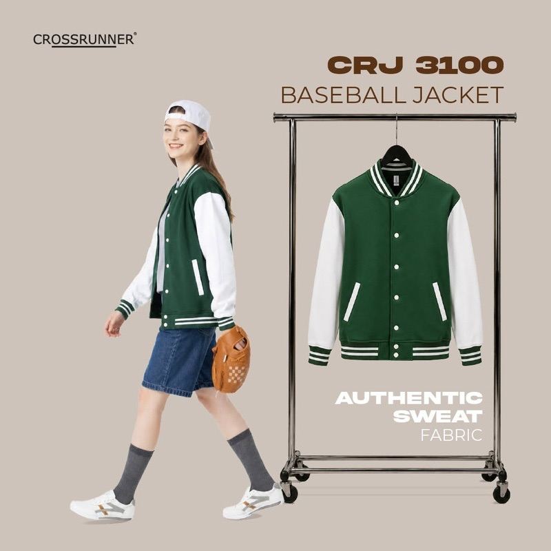 Tep up your everyday look with the Baseball Jacket CRJ 3100.