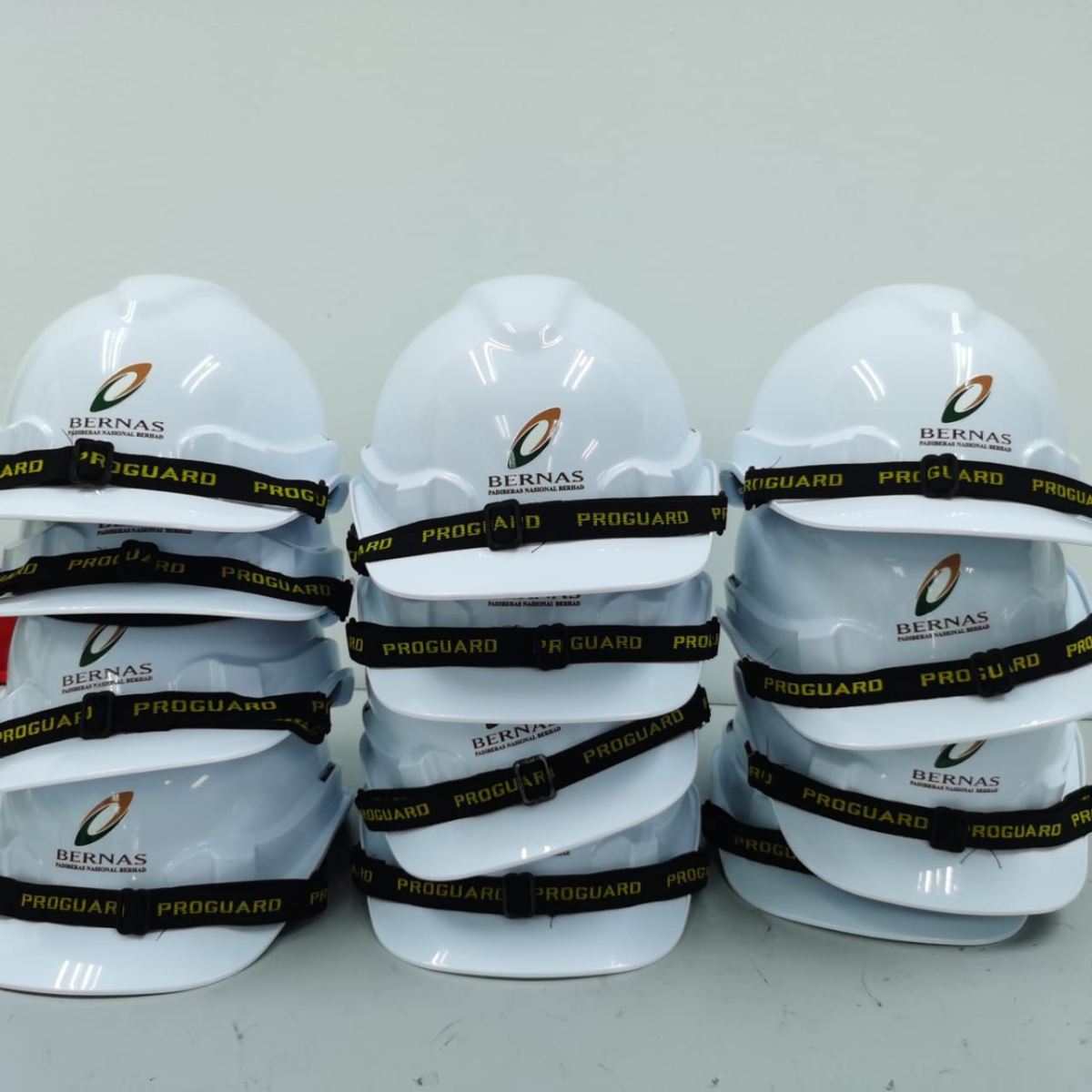Corporate Safety Gear Supply Custom Logo Construction Hard Hats Successfully Delivered to Shah Alam, Selangor & Malaysia