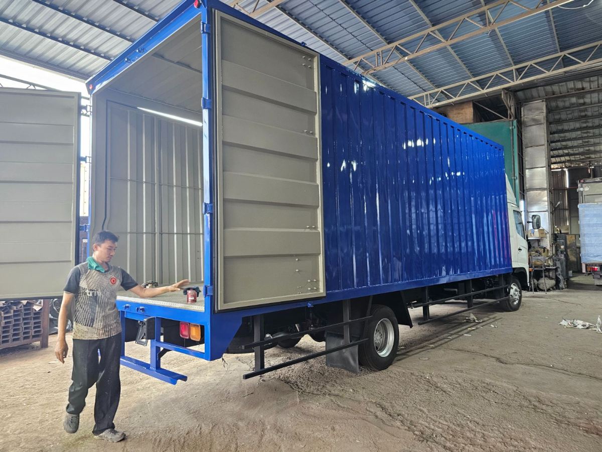Corrugated box manufacturer / Bulk cardboard box supplier / Custom corrugated box factory