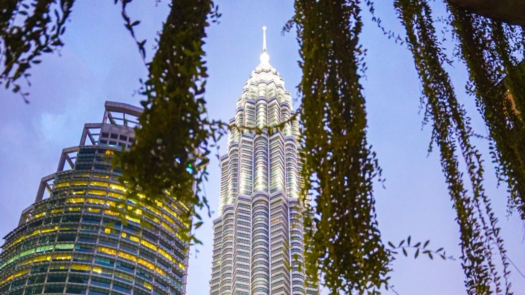 Beyond the Ordinary: A Peruvian Rhapsody Under the Kuala Lumpur Skyline