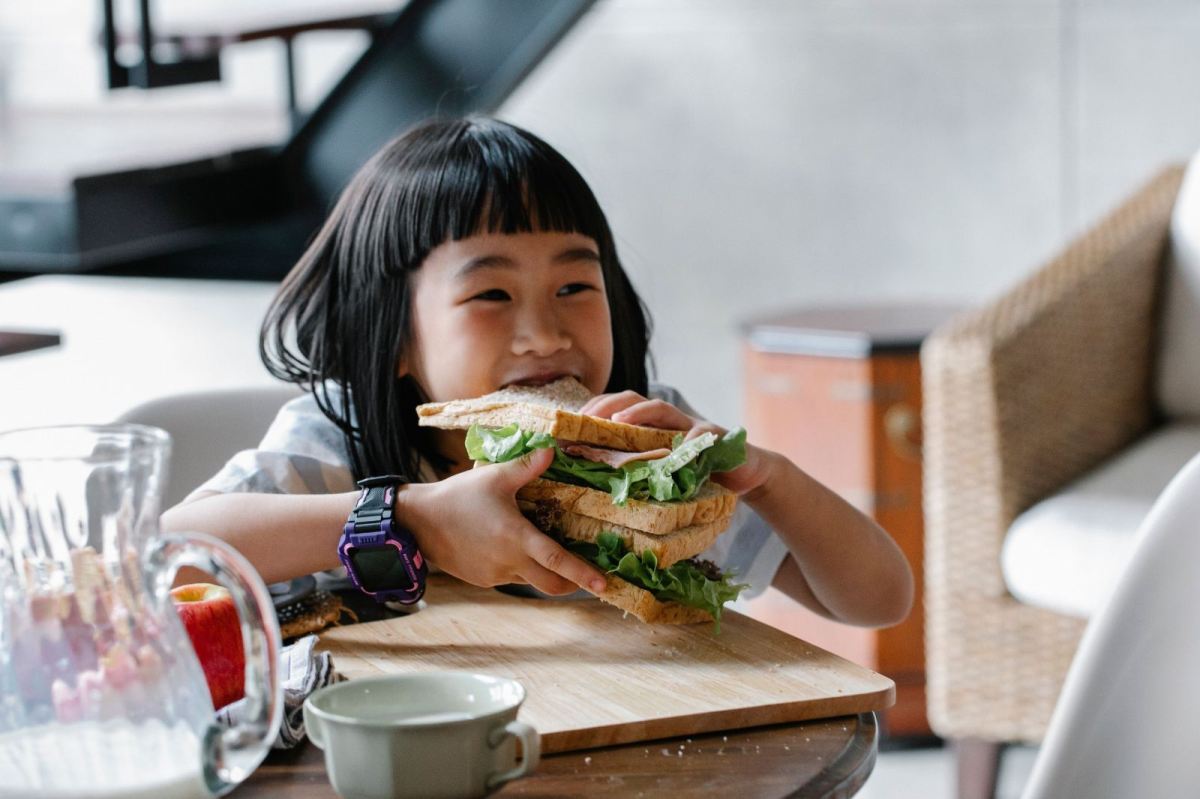Navigating ARFID and Eating Disorders in Star Children: A Malaysian Dietitian��s Guide for Star Moms