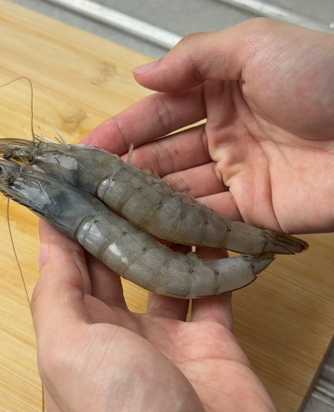 Customers Want More Shrimp Refills at Your Steamboat Buffet�� But You're Afraid of Waste?