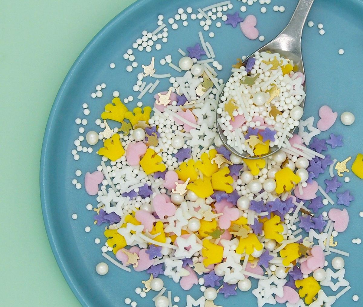 Thermal Stability in Confectionery: The Engineering Behind Heat-Resistant Natural Sprinkles