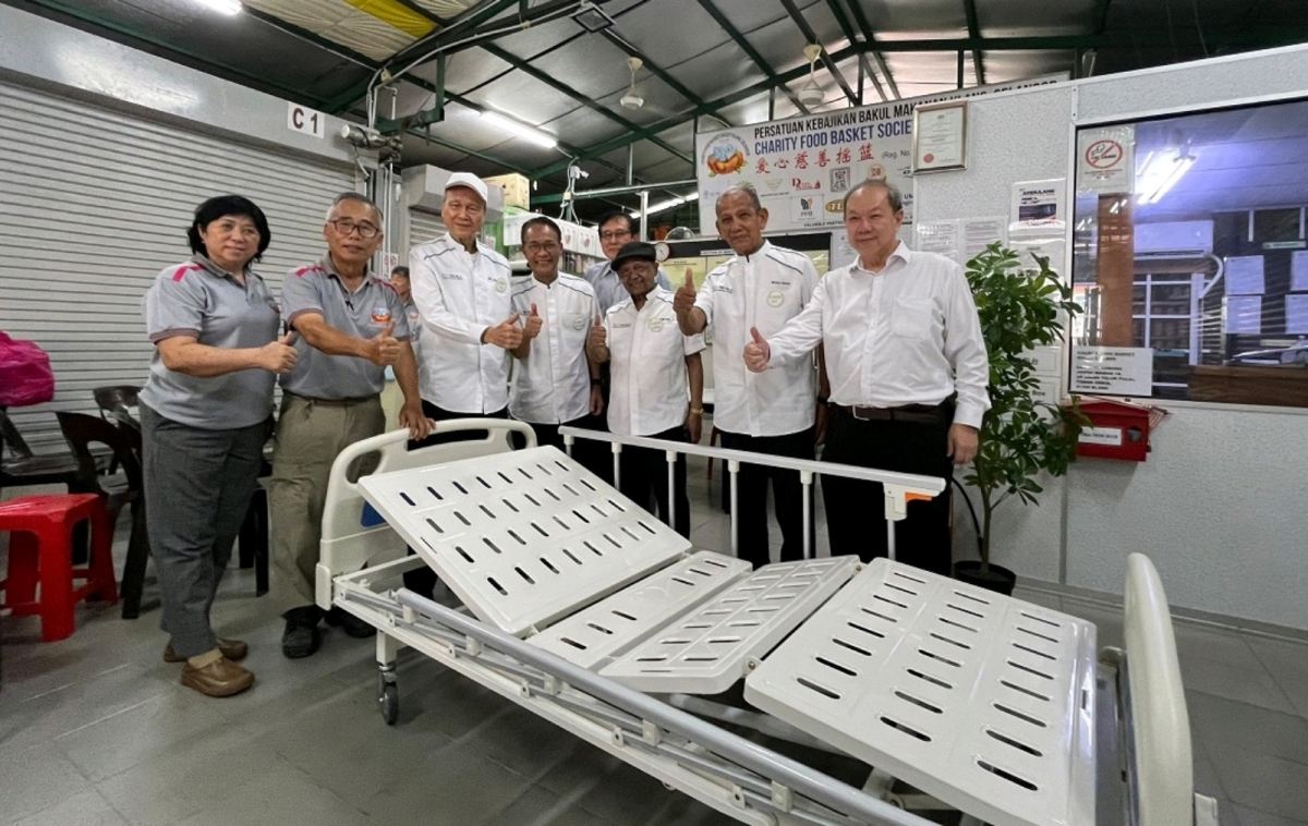 Eco World Foundation Contributes RM50,000 in Medical Equipment and Food Aid to Support Klang Families