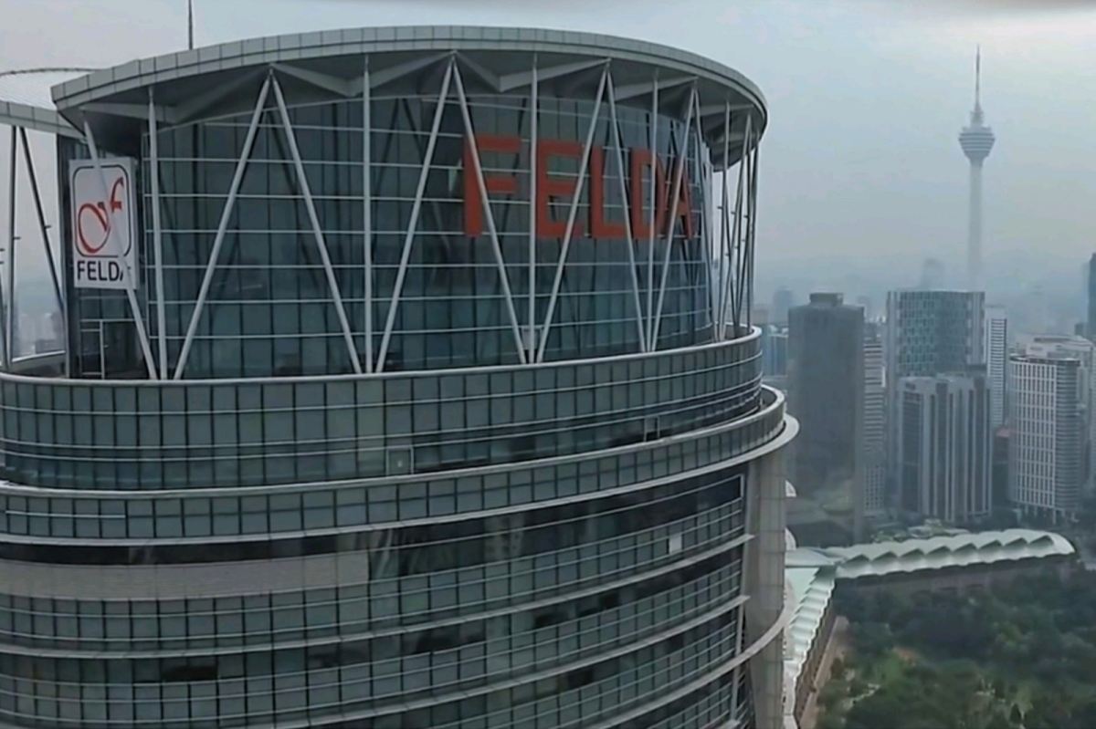 Zahid Proposes Returning FGV Plantation Land to Felda to Strengthen Financial Position