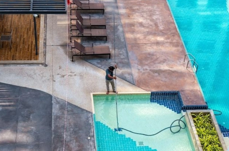 Pool Maintenance Service Malaysia | Professional Swimming Pool Maintenance