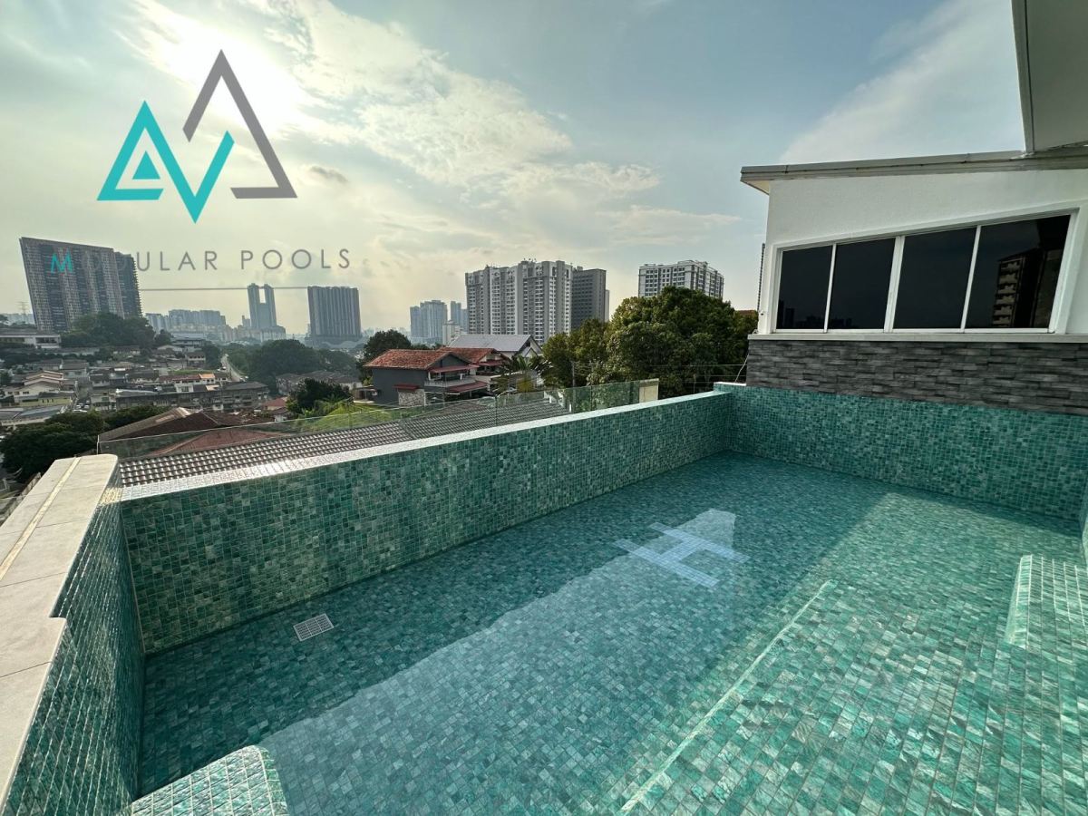 Completed Infinity Swimming Pool Construction Project  �Modular Pools