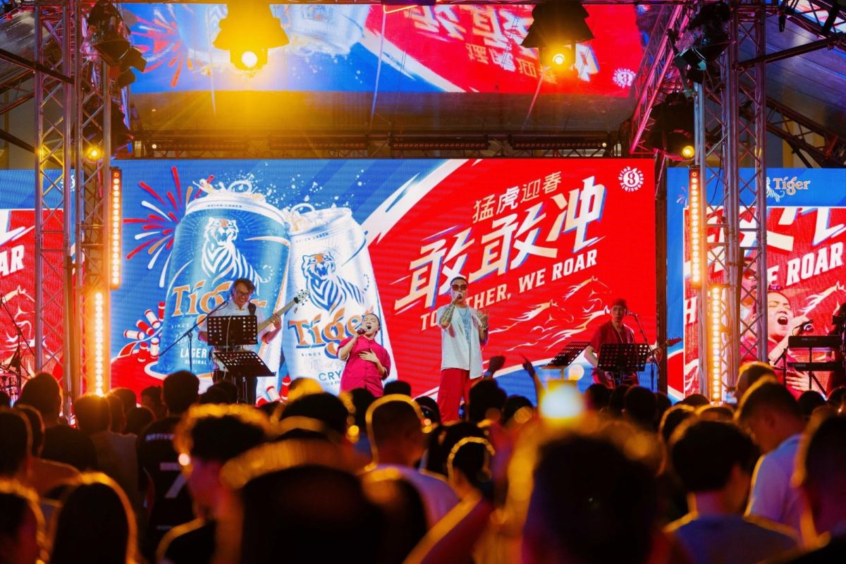 Corporate Live Performance | Tiger Town Chinese New Year