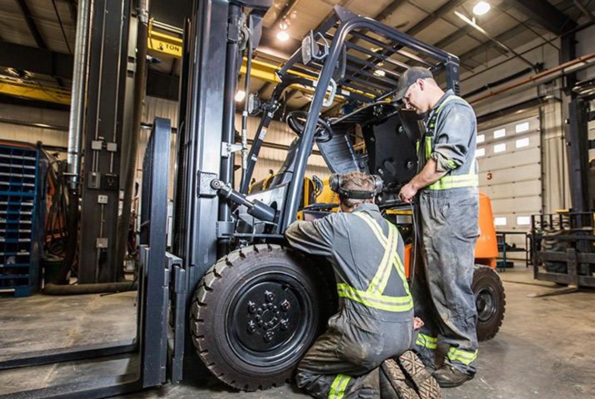 Why Is Your Forklift Not Moving ? 