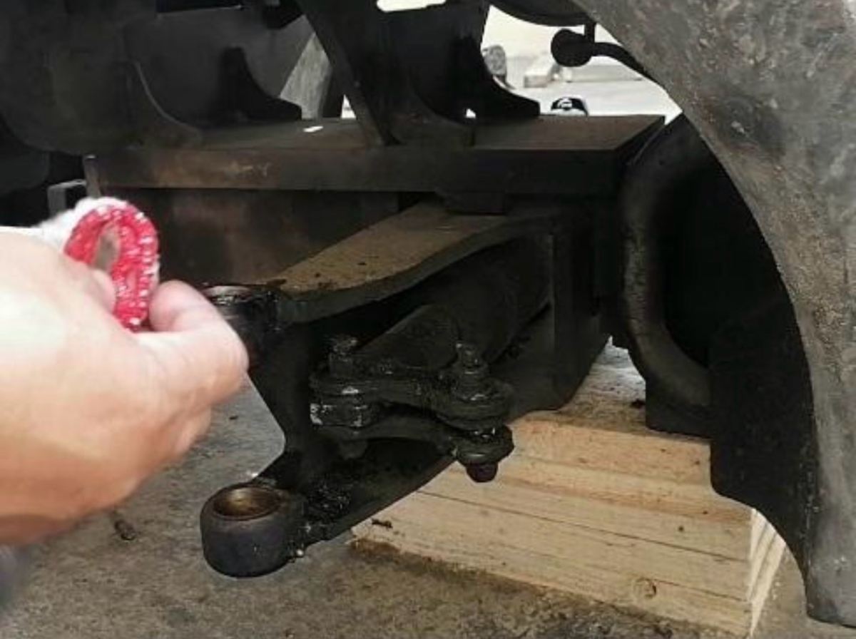 Common Forklift Steering Cylinder Problems