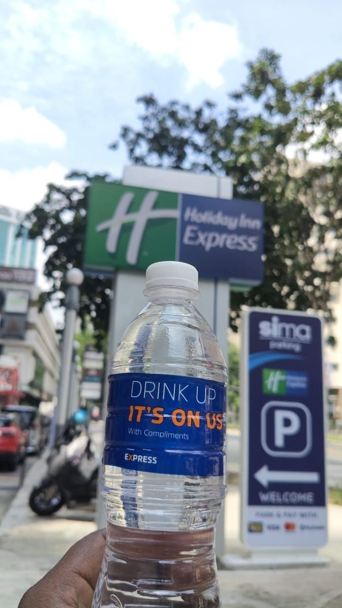 Reliable OEM Bottled Water Solutions for Hotels: Our Journey with Holiday Inn Express | Pulai Asli