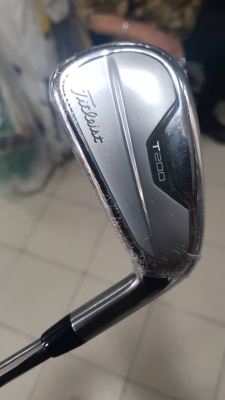 JUST ARRIVED T200 TITLEIST IRONS IN AMC880 R FLEX IRONS RRP RM6985����