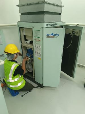 Service Mitsui Seiki Oil Free Water Lubricated Air Compressor 