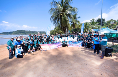 PROTON Strengthens ESG Efforts with Beach Cleanup Campaign