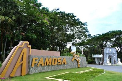 Discover Unmatched Luxury with RUN TRAVELLER S/B Private Taxi MPV Car Services at A Famosa Resort Malacca
