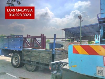 Lori Trela 40 Kaki Pindah Barang dari Subang Jaya Ke Rawang Selangor