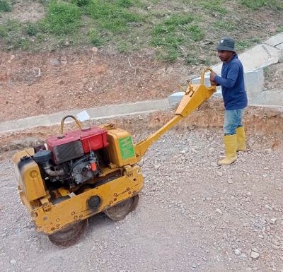 One Ton Roller delivers reliable ground preparation for safer and stronger builds. (One Ton Roller For Rent In Klang Valley)
