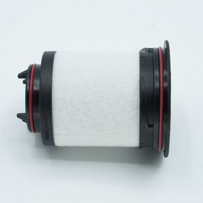 Why do the filter elements and vacuum pump of a vacuum oil purifier require careful maintenance?
