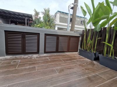 What Are Aluminium Louvres and How Do They Improve Ventilation?