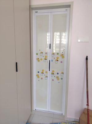 Why Toilet Bifold Doors Are Perfect for Small Bathrooms