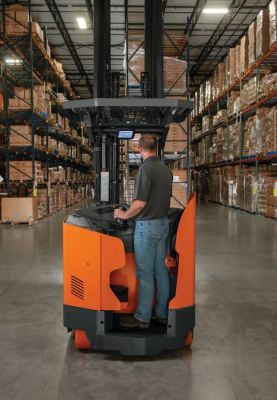 Signs Your Reach Truck Needs Maintenance