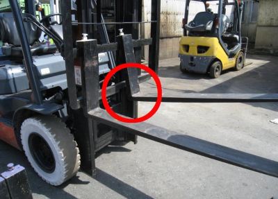 Common Forklift Fork Damage Causes And Warning Signs 