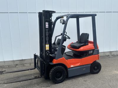 Why Rent A Forklift Instead Of Buying ? 