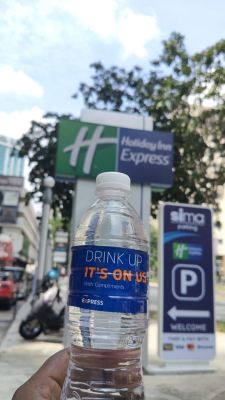 Reliable OEM Bottled Water Solutions for Hotels: Our Journey with Holiday Inn Express | Pulai Asli