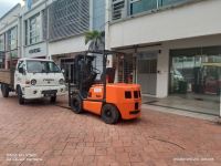 Yale Diesel Forklift Rental at Seri Kembangan, Selangor, Malaysia (C338)