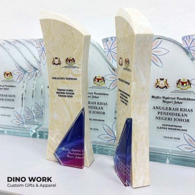 Premium Custom Awards & Recognition Trophies for Majlis Aspirasi Pendidikan Negeri Johor