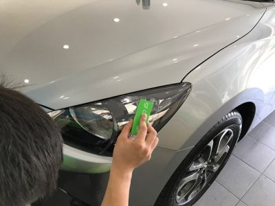 Mazda Car Lamp Coating Working