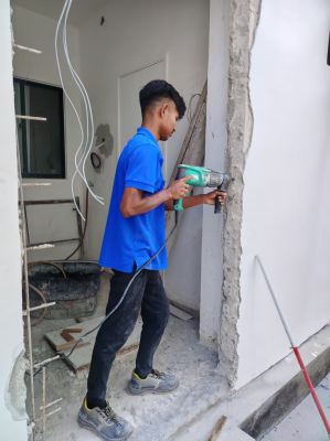 DT601 Size 4 x 8 ft DT901 Size 3 x 7 ft  Location: Bukit Banyan