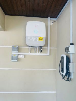 Solar System 17.01 kWp  Total 27 Solar Panel + Hoymiles Inverter 