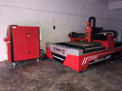 Delivery of New Fiber Laser Cutting Machine 